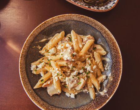 Penne rigate with chicken sautéed and feta P.D.O. cheese sauce